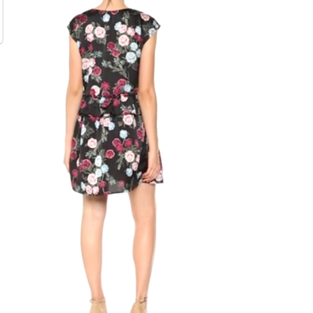 #118❤ Kensie rose bouquet sheath dress -size small